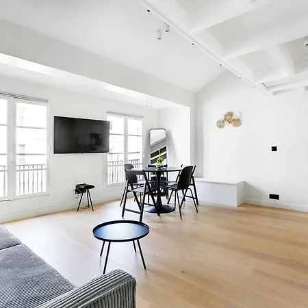 Charming Air-conditioned For A Cosy Atmosphere * パリ